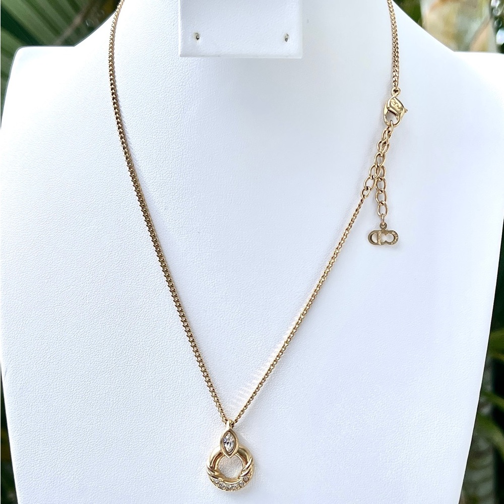 Christian Dior EUC Gold tone Necklace Pendant has ALLCrystals 16”+2”ext Germany